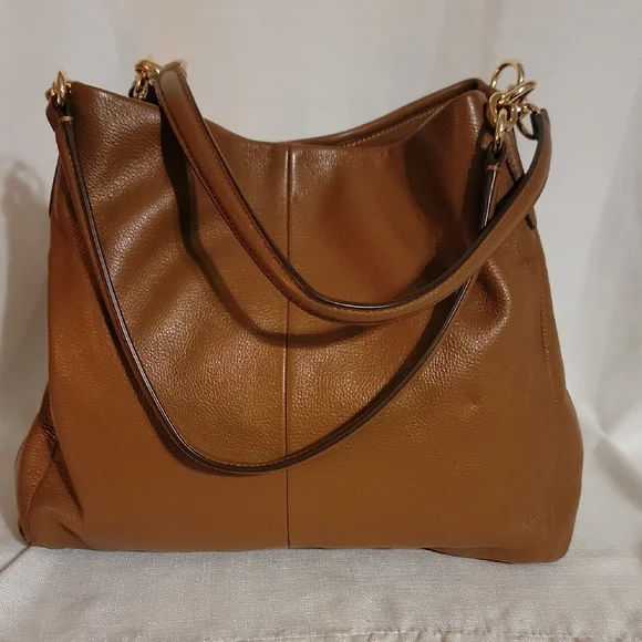 Coach Phoebe Leather Shoulder Bag - Picture 4 of 9